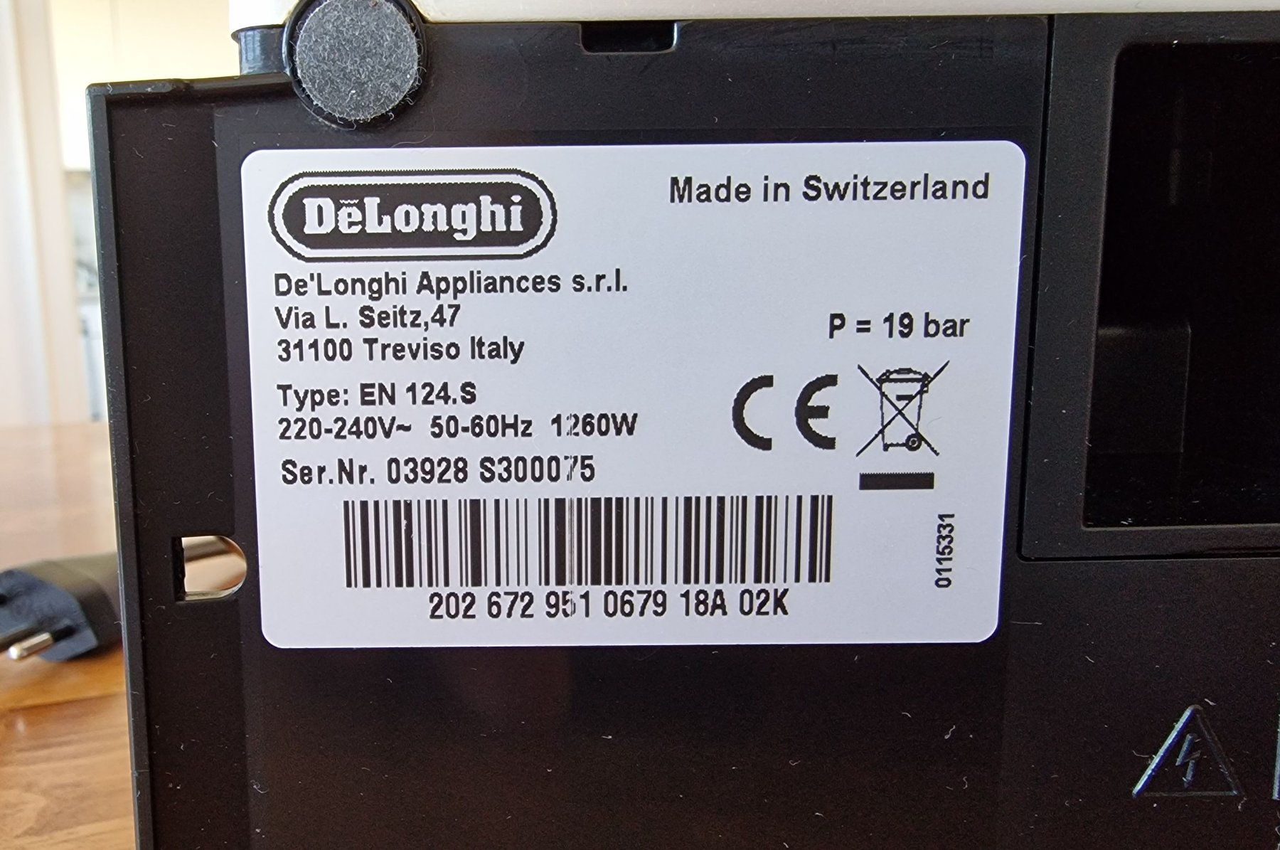 Kaffeemaschinen & Espressomaschinen: De’Longhi Nespresso Pixie EN124.S Kapselmaschine – Gebraucht aus Romanshorn von Niceflyer 2