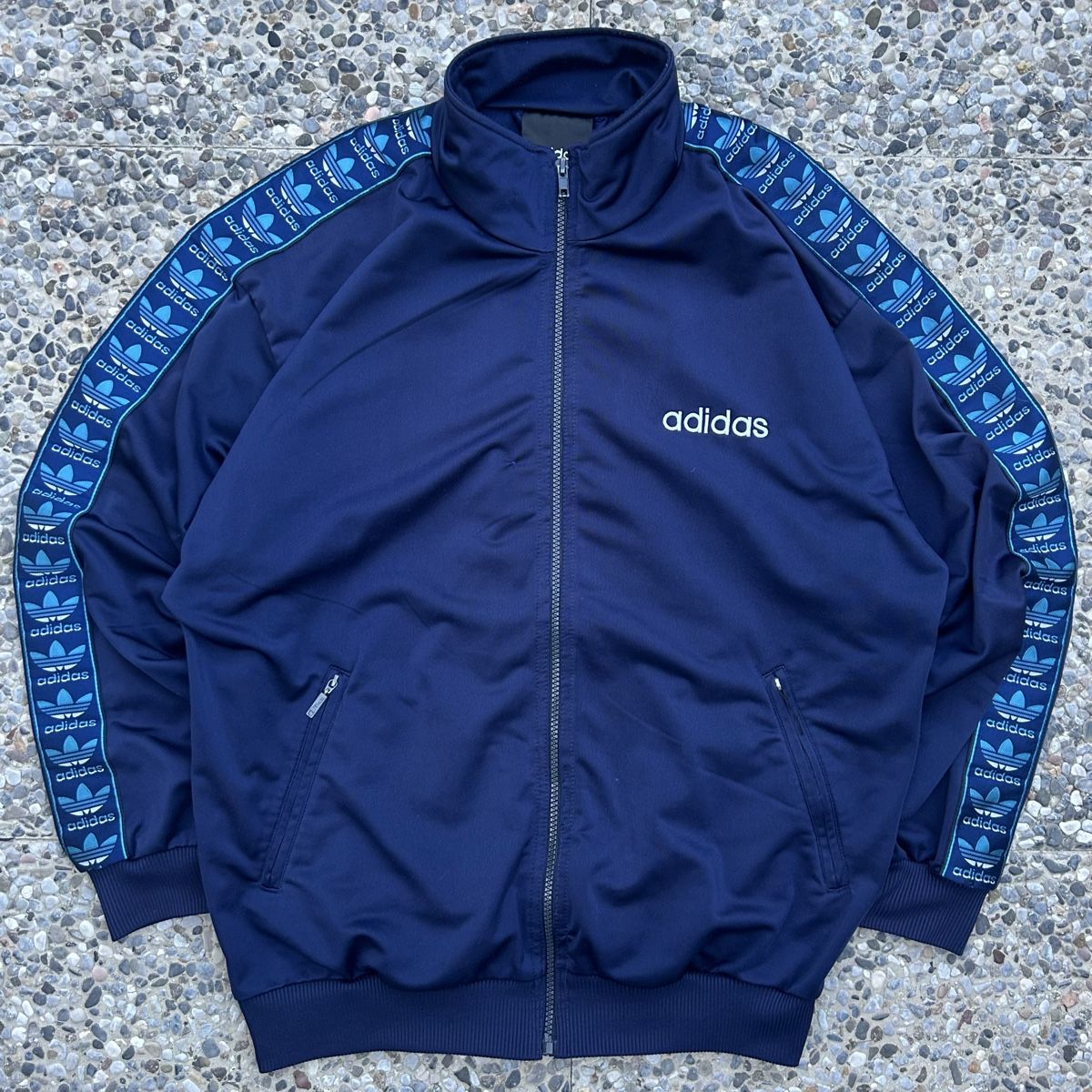 Adidas Giacche: Vintage Adidas blue track jacket – Usato da brent venduto da fukusapes