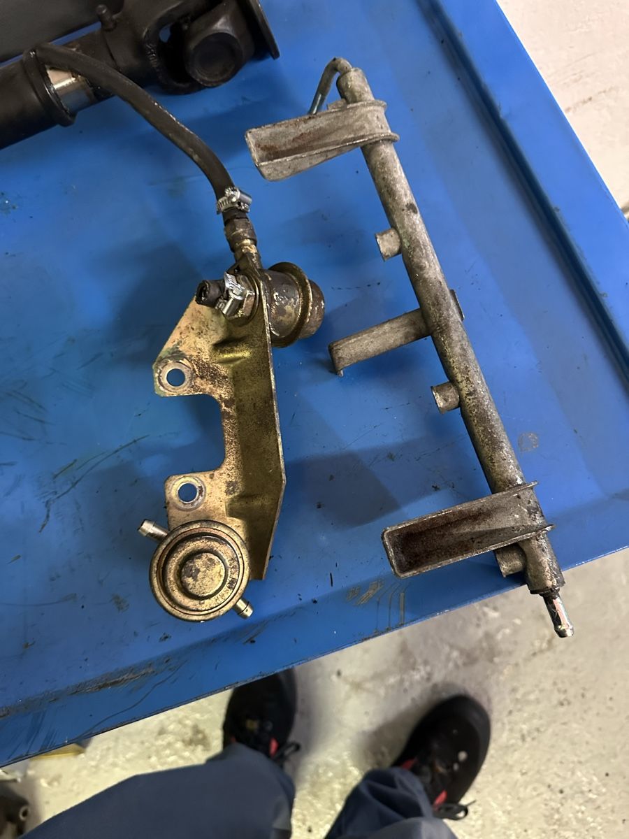 Alfa Romeo Tutti pezzi di ricambio auto: Alfa 75 Twin Spark – Usato da Kriens venduto da alfaracer 5