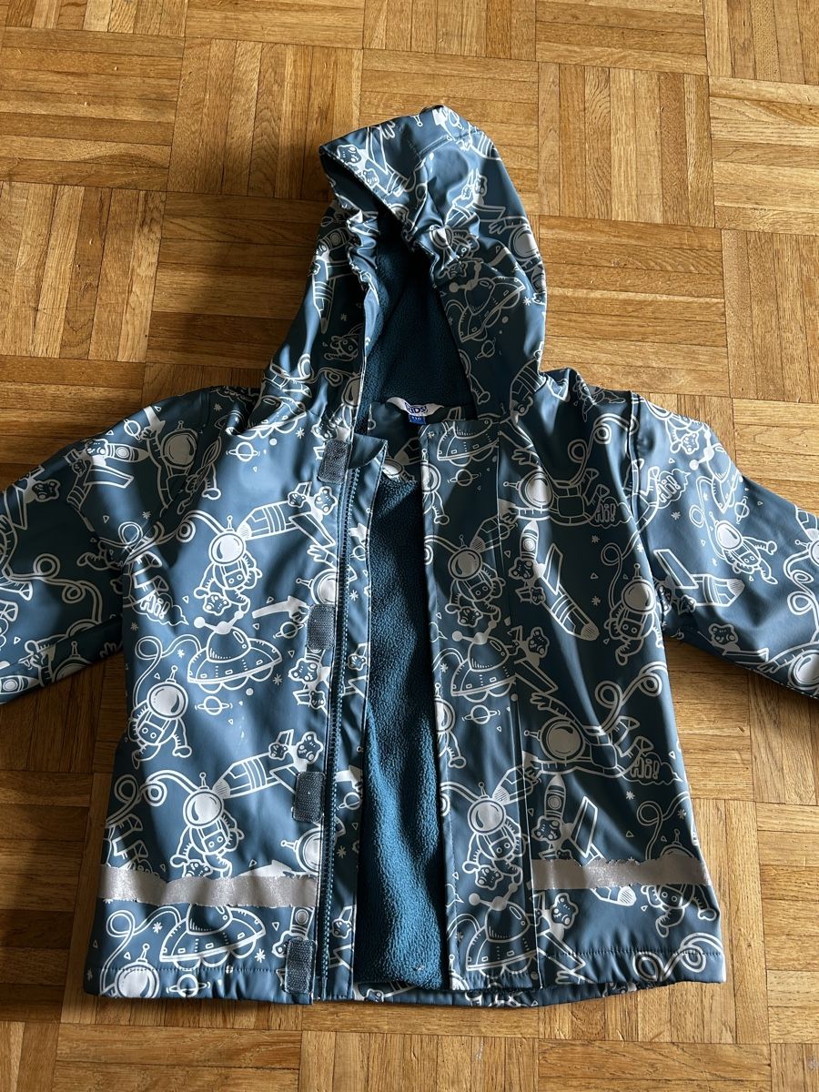 Jacken & Mäntel: Veste de pluie doublée Kids / taille 110 – Gebraucht aus Meyrin von Bronx86