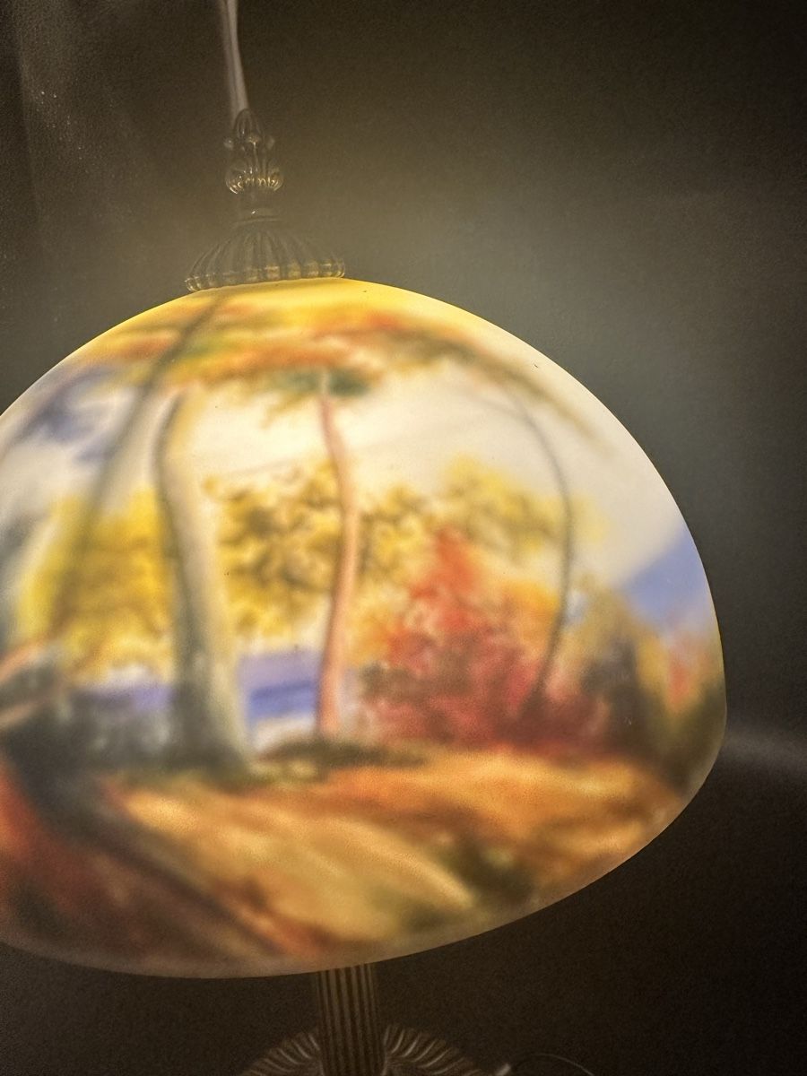 Lampade: Vintage Reverse Painted Glass Table Lamp – Usato da Villmergen venduto da JacRon 2