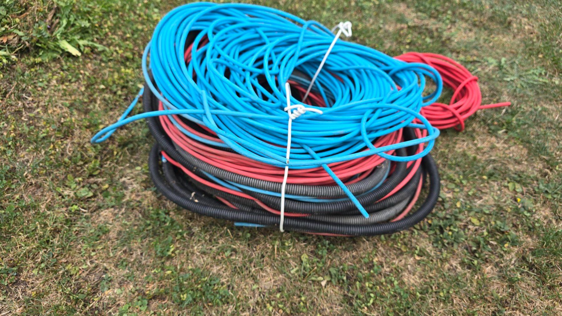Câbles: Solarkabel – D'occasion à Wohlen AG par Mikisal