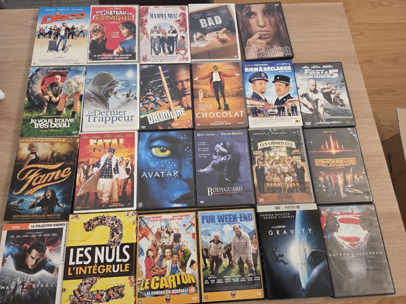 Tutti i DVDs: Gros lot de 47 DVD  – Usato da Tramelan venduto da mic_5lzm 5