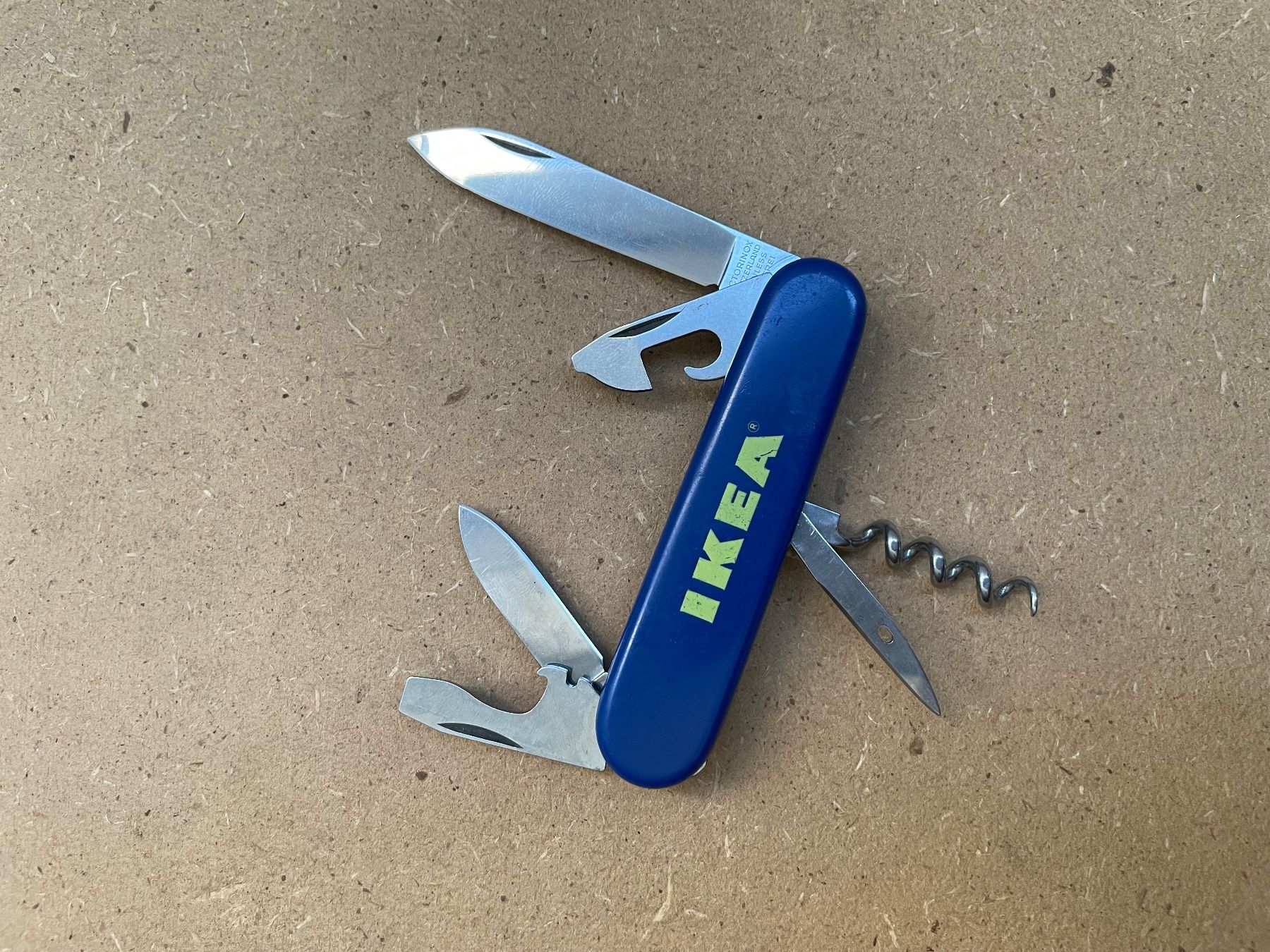 Victorinox Coltelli tascabile: Victorinox IKEA sackmessers – Usato da Zürich venduto da aut_nr75 2