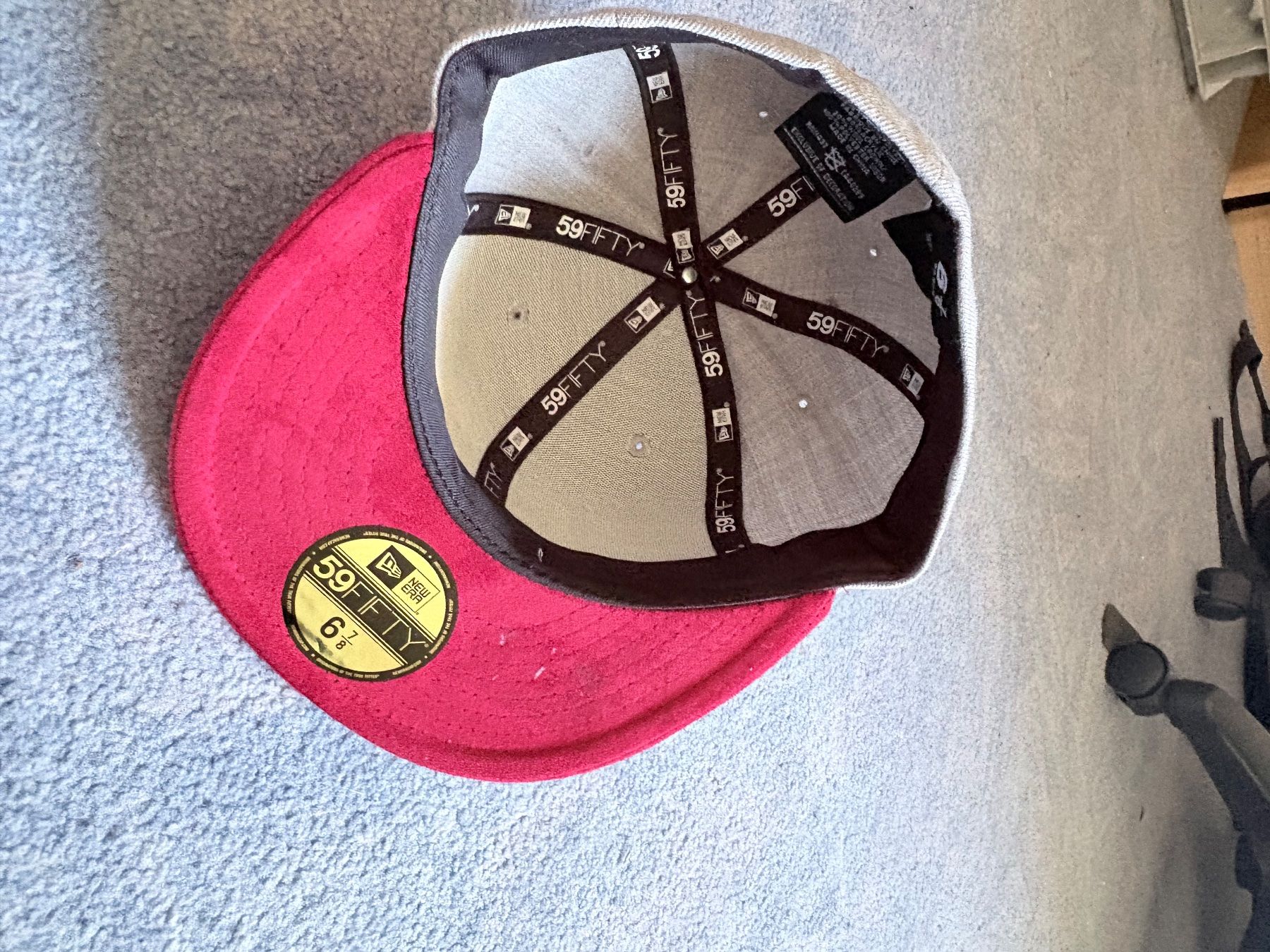 New Era Copricapi, berretti & cappellini: New Era Cap 59FIFTY Grösse 6 7/8 – Usato da Sattel venduto da lsc_k62p 2