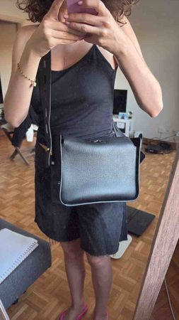 Shoulder Bag Black Leather Like New Condition