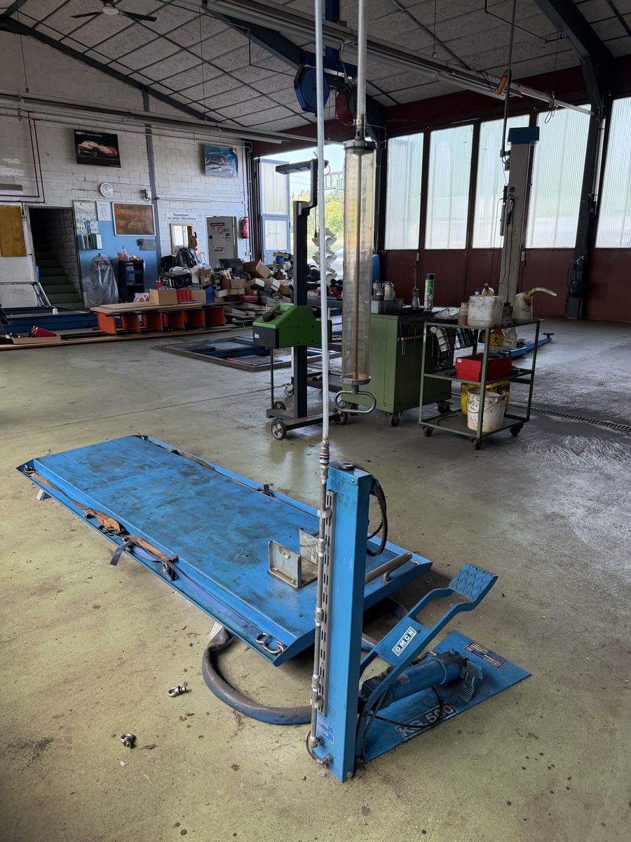 Piattaforme elevatrici: Motorcycle lift capacity 500 kg – Usato da Weiach venduto da Aleksandar.B