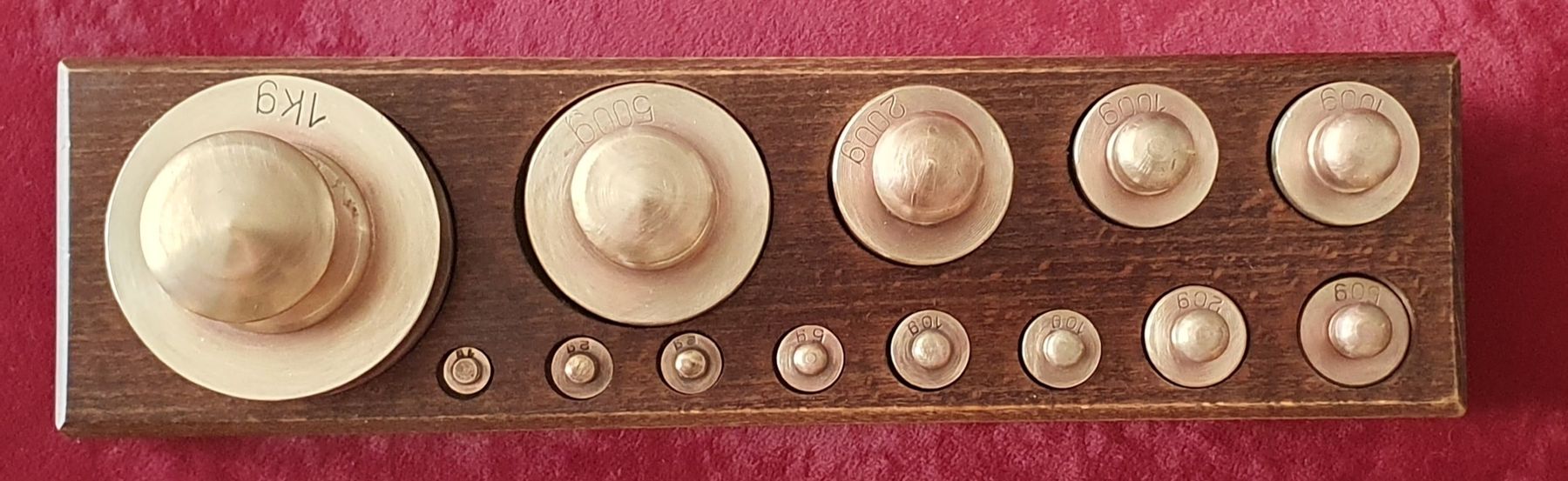 Bilance e pesi: Satz Waagegewichte, Messing Gewichte, 13-teilig – Usato da Kreuzlingen venduto da Rschweiz1 1