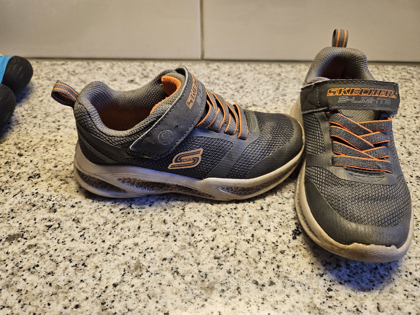 Scarpe per ragazzi: 3x Kinderschuhe Gr.28 – Usato da Ennenda venduto da eel_ts7s 5