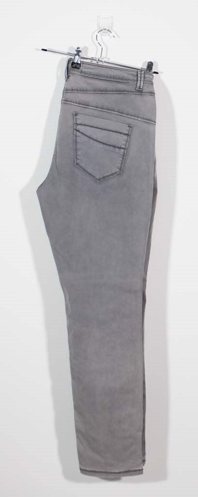 Cecil Jeans: CECIL Jeans New York Gr. 31 – Gebraucht aus Belp von caramel-secondhand 3