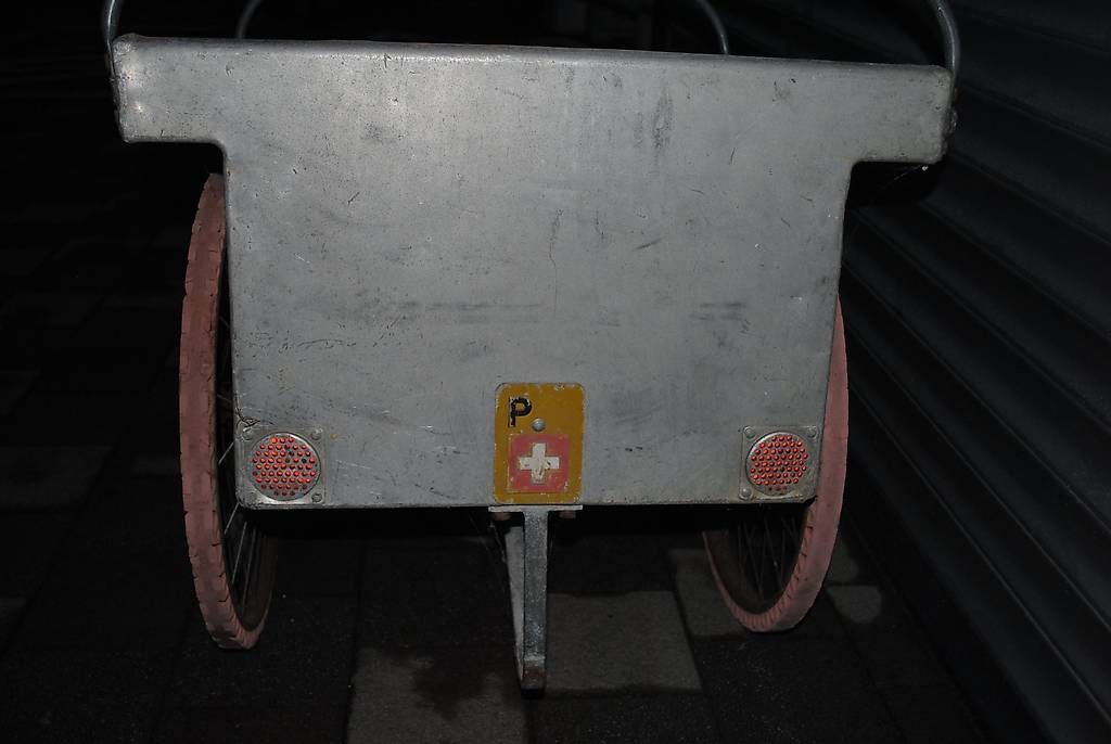 Velux Ciclomotori: Anhänger PTT oldi Oldtimer Puch Velux x30 – Usato da Subingen venduto da Baergarage 4