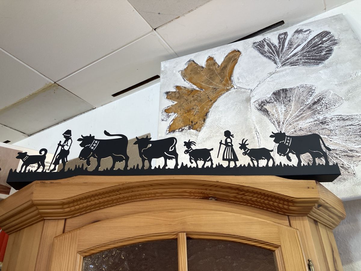 Tutte le decorazioni: Metallscherenschnitt Alpaufzug NEU – Nuovo e nell'imballaggio originale da Erlenbach im Simmental! venduto da Simmentaler-Perlen 6