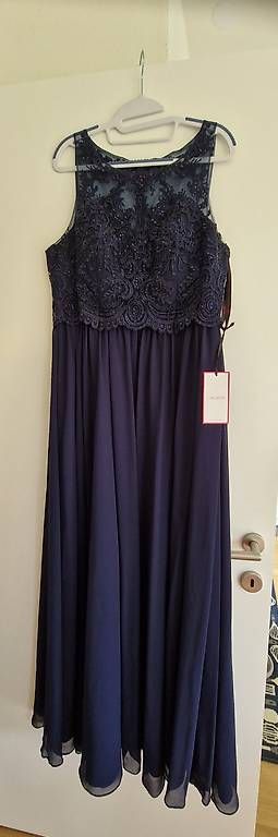 Vestiti: Nachtblaues langes Abendkleid – Usato da Marbach SG venduto da Maler35 3