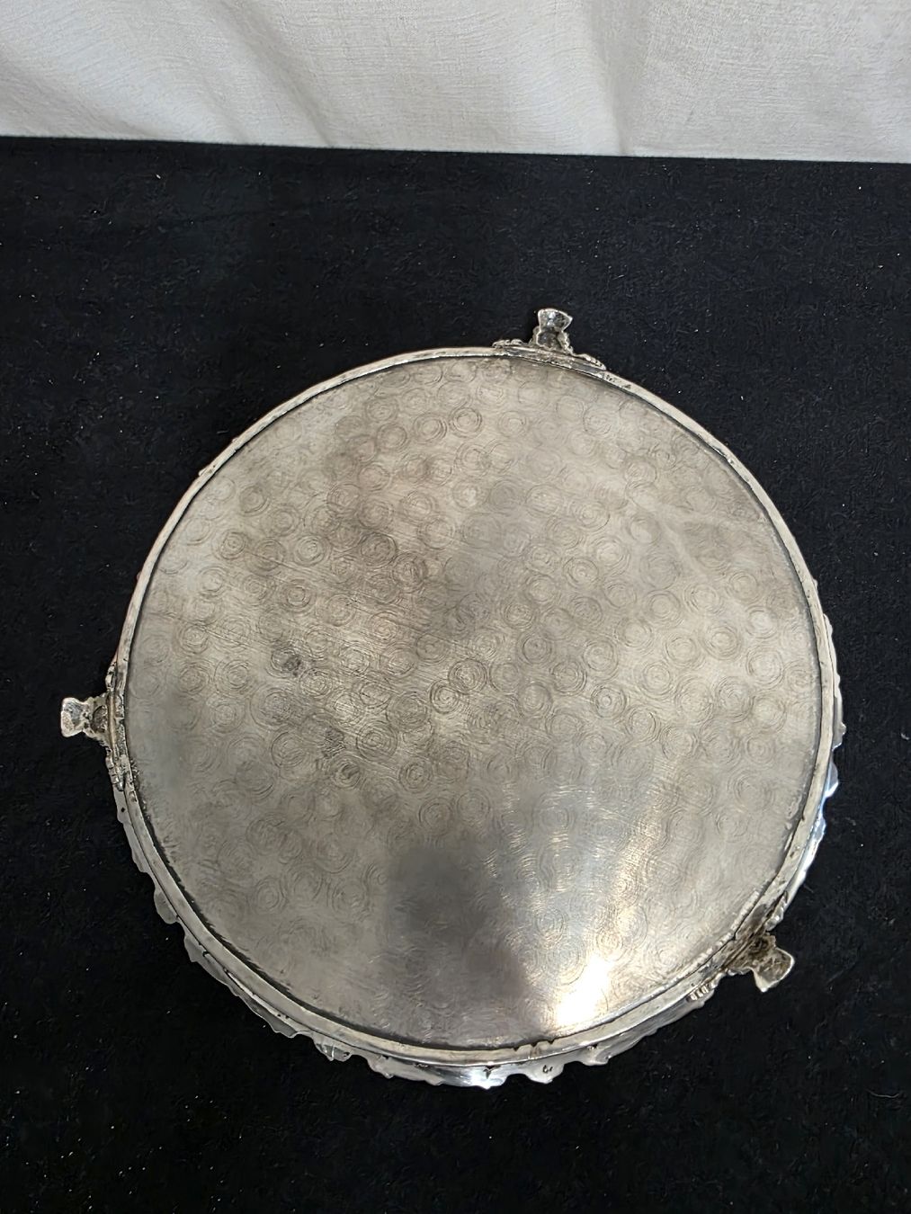 Piatti di portata: Antikes Silber-Tablett mit feiner Gravur, Blumen – Usato da Wolfertswil venduto da Antiko 3