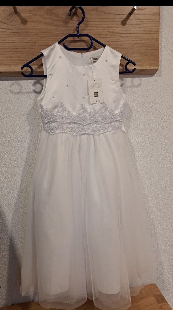 Vestiti & Gonne: Festliches Kleid Erstkommunion 122 – Nuovo (secondo la descrizione) da Küttigen venduto da osiamo