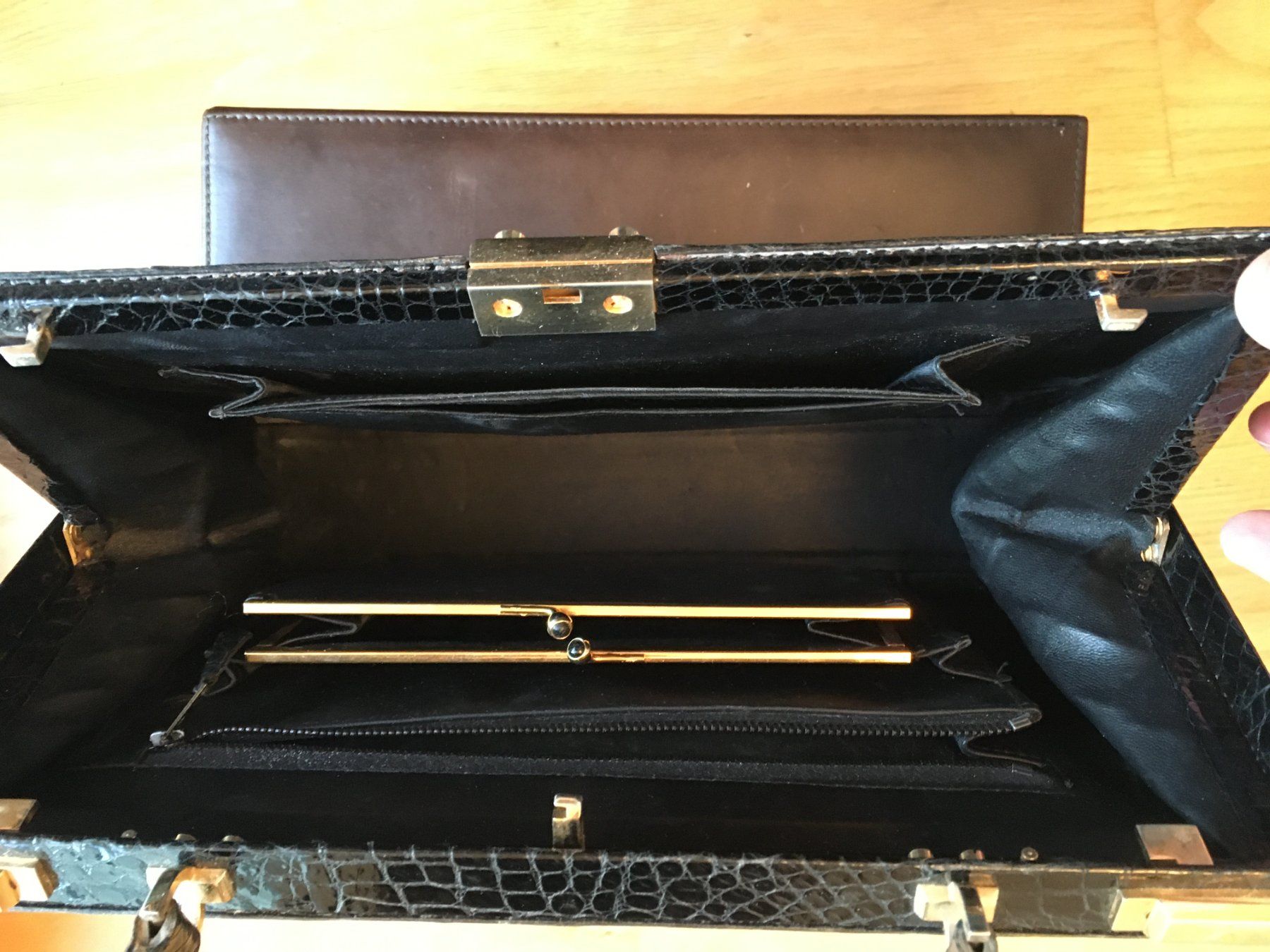 Borse da donna: Sac a main veritable crocodile Excellent etat – Usato da Prangins venduto da pad2424 4