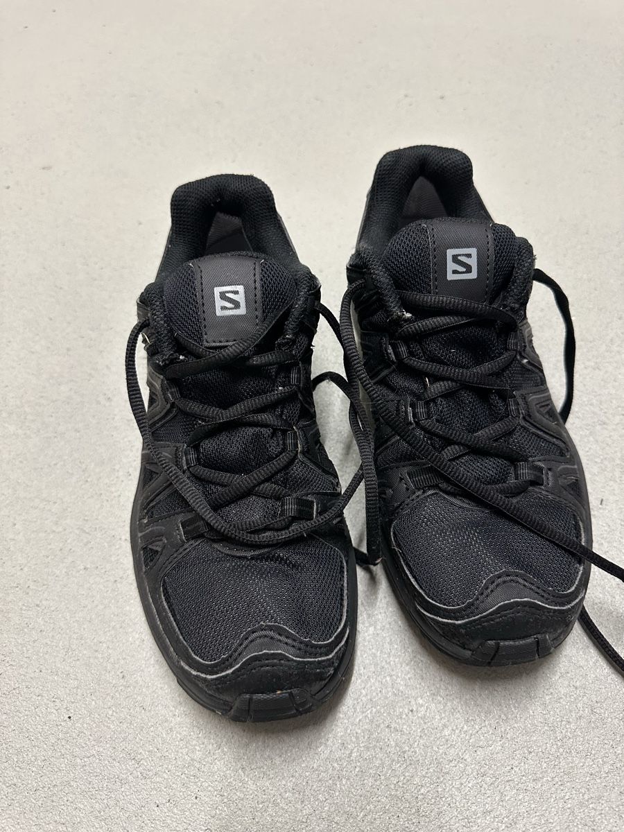 Chaussures hommes: Trekkingschuhe – D'occasion à Embrach par chr_r6sh