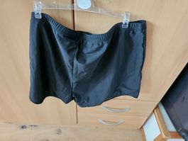 Schwarze Badehose / Badeshorts, Grösse 5/XL Neuwertig!
