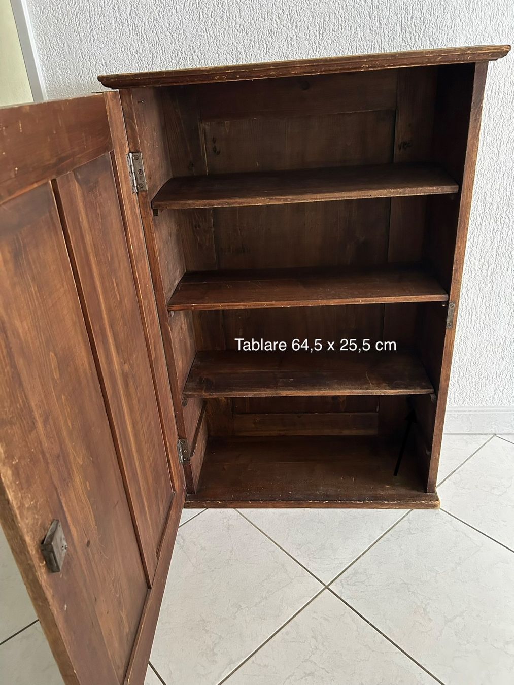 Armadi: Kleiner antiker Schrank – Usato da Einsiedeln venduto da Marvin60 1
