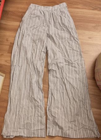 Grauweissgestreifte Sommerhose von Ethnic, Gr. XS/S