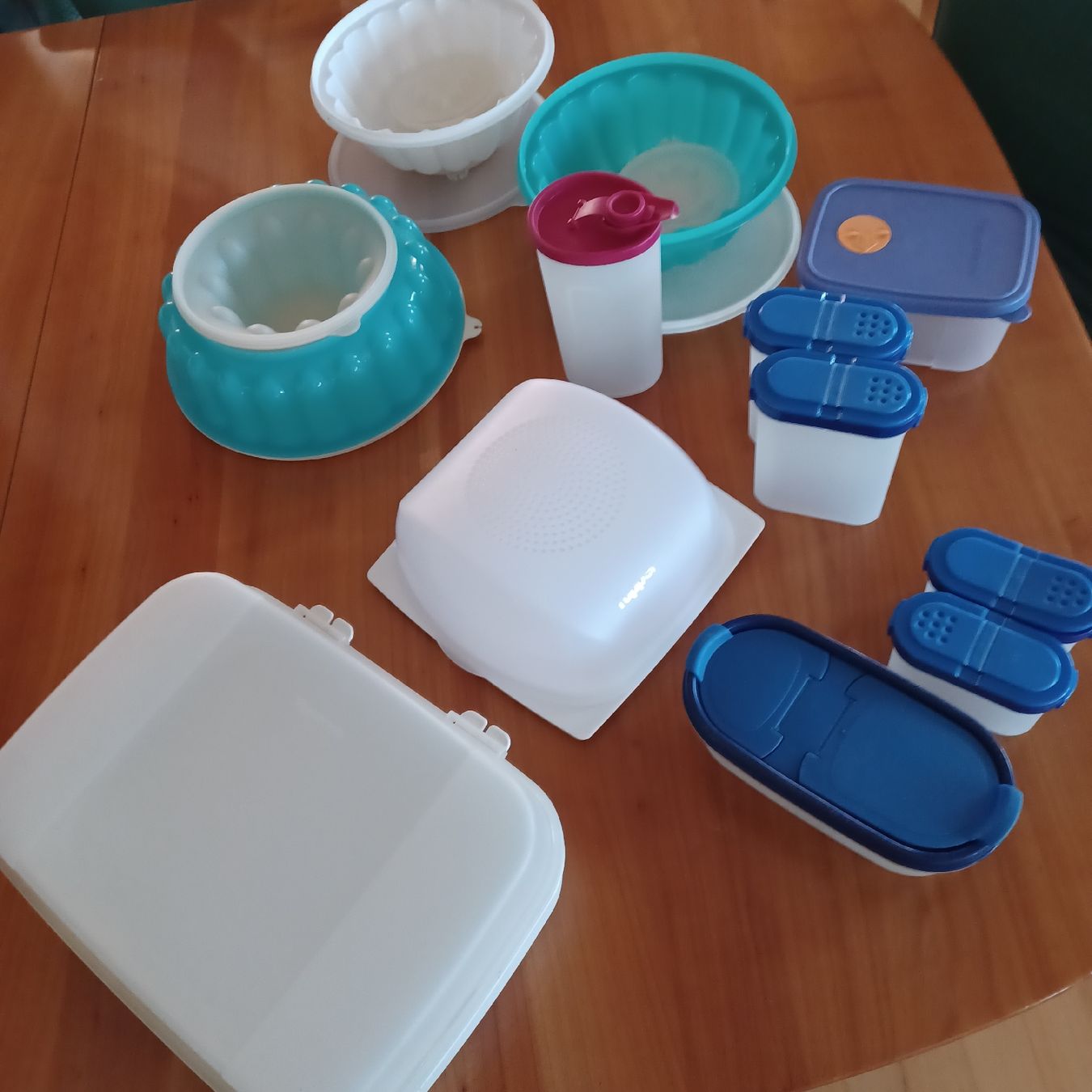 Tupperware Contenitori & Simili: Tupperware – Usato da Waldkirch venduto da Fantasia-101