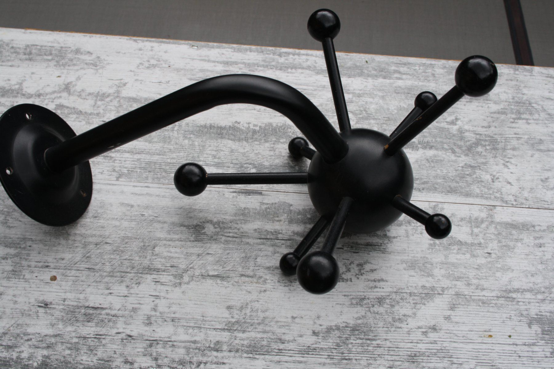 Guardaroba: SPUTNIK GARDEROBE VINTAGE – Usato da Wauwil venduto da Pneuedy 5