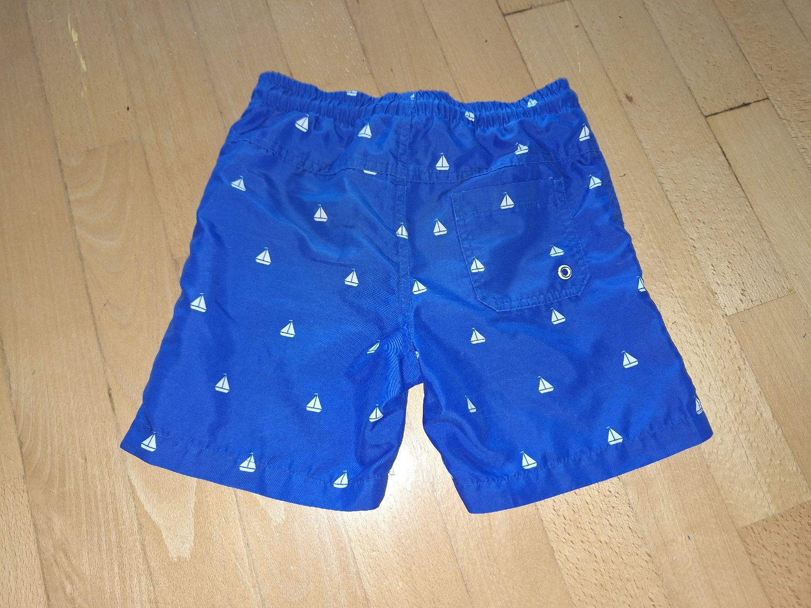 Badehosen: Badeshorts in Gr. 122 – Gebraucht aus Oberrieden von smarties949 1