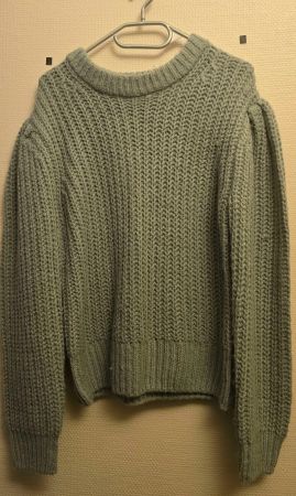 Knitted sweater green ribbed structure used condition