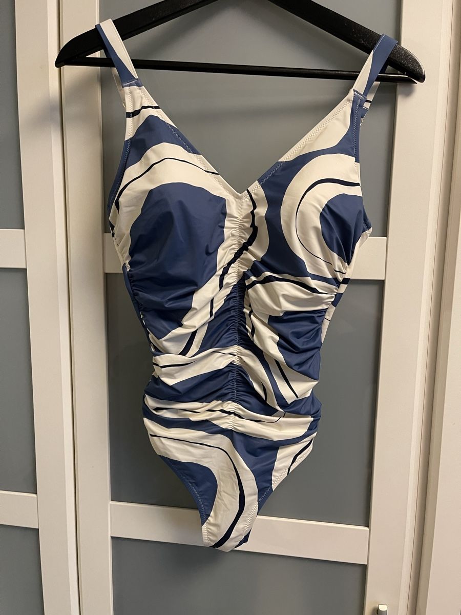 Triumph Costumi da bagno & Bikini: Neue Einteilige Bade Kostüm – Nuovo (secondo la descrizione) da Zürich venduto da favdiu11 5