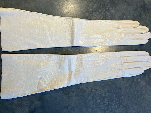 Hermès Guanti & manicotti: gant mariage Hermes – Usato da Haute-Nendaz venduto da Chevrolet72