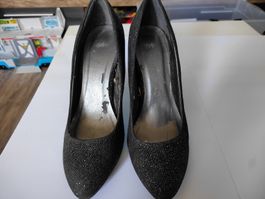Schuhe Gr. 39