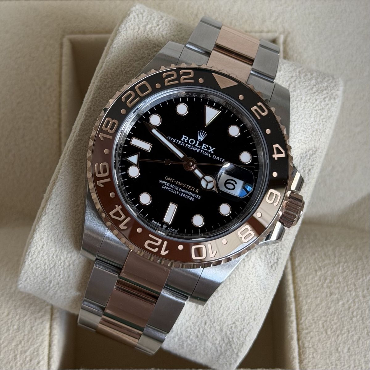 Rolex Uhren: Rolex GMT-Master II Rootbeer 2023 – Gebraucht aus Zizers von Taktgeber