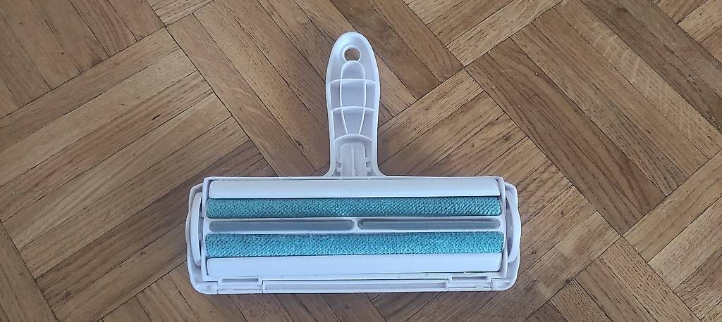 Sonstiges für Haushalt & Wohnen: Rouleau pour poils animaux – Gebraucht aus Vevey von con_dwl8 2