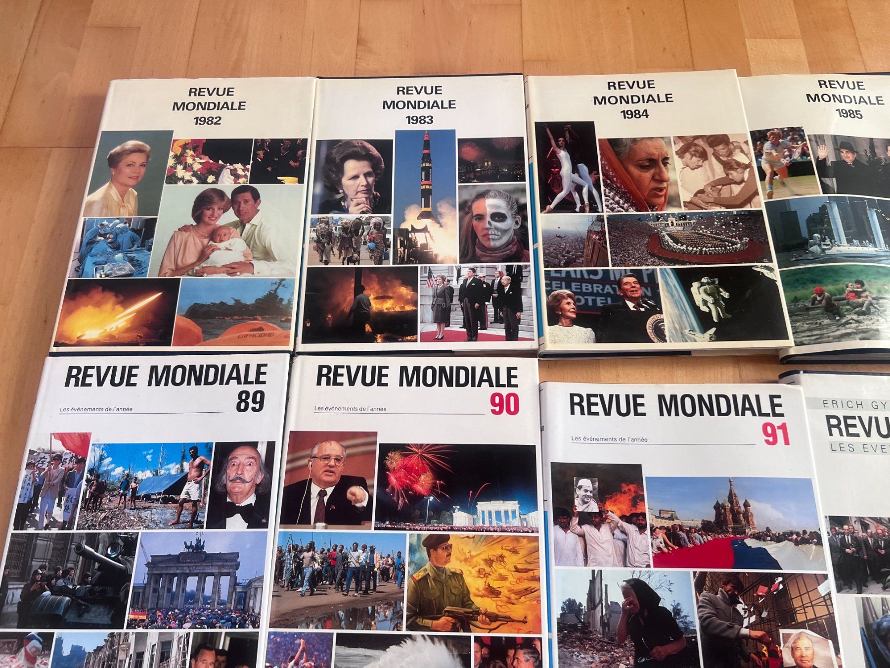 Libri: Revue Mondiale 1982-1999 - Collection Complète! Superbe – Usato da Savigny venduto da ron_q529 1