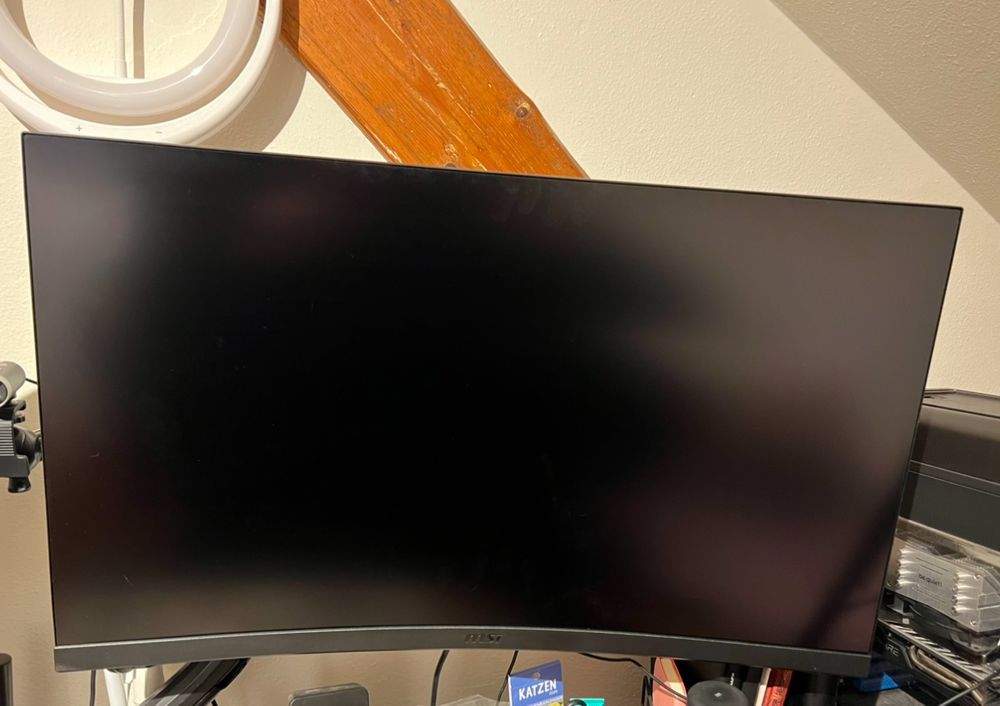 Samsung 32 Odyssey Gaming Monitor G55C Black Comme neuf