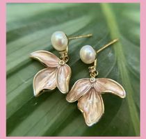 Boucles d’oreilles Fleurs Nacrées