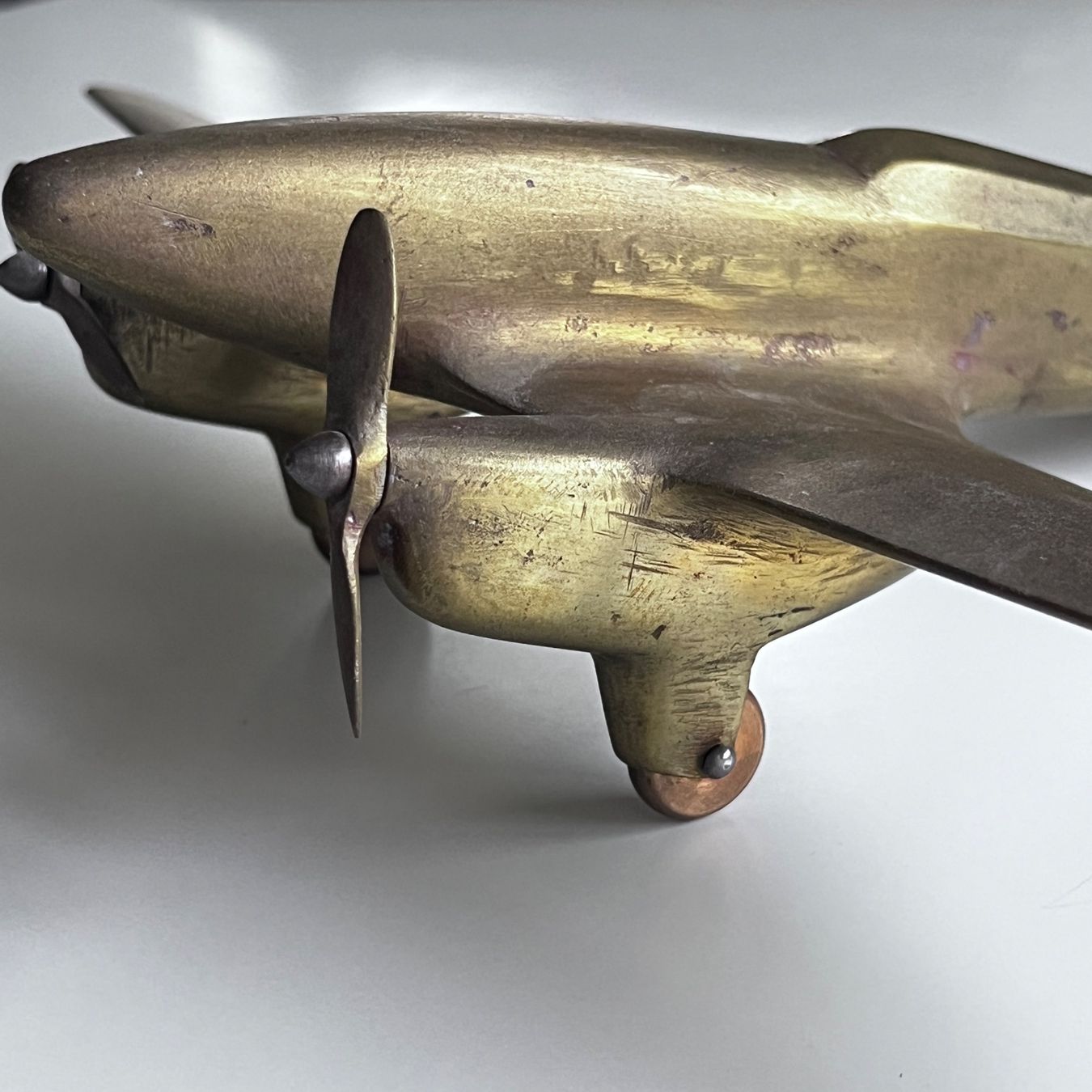 Modellbausätze & Standmodelle: MASSIVER MESSINGFLIEGER / PROPELLERFLUGZEUG, ALT UND SCHWER – Gebraucht aus zuerich von Zenzone 9