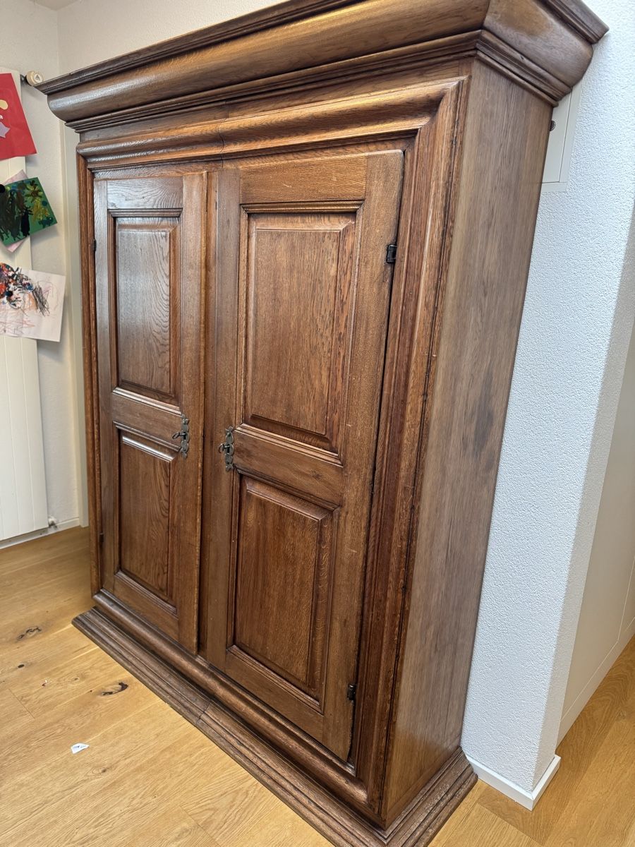 Armadi: Bauernschrank – Usato da Reinach BL venduto da nbe_7wp7