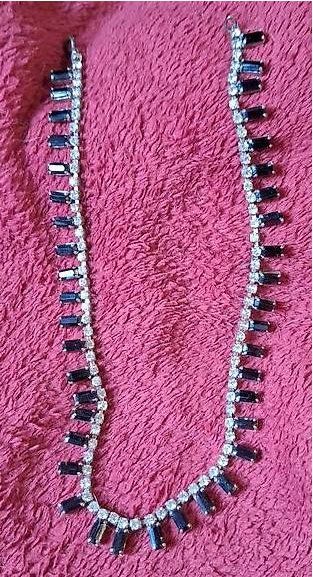 Ketten: Collier mit Strass und Onyx  Ca. 1930 - 1940 – Gebraucht aus Siat von Asta_98