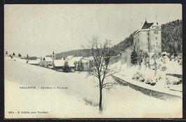 AK Valangin, Château, Village