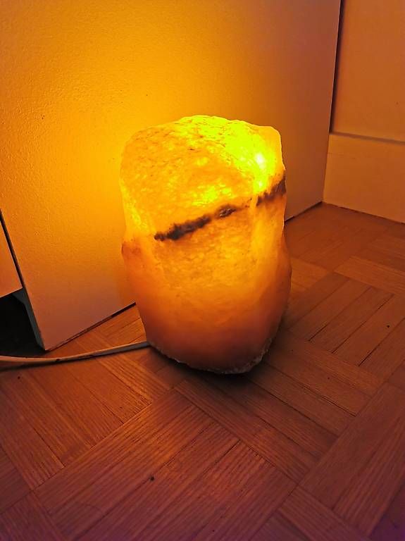Lampen: Salzkristalllampe – Gebraucht aus bern von jeannie2006
