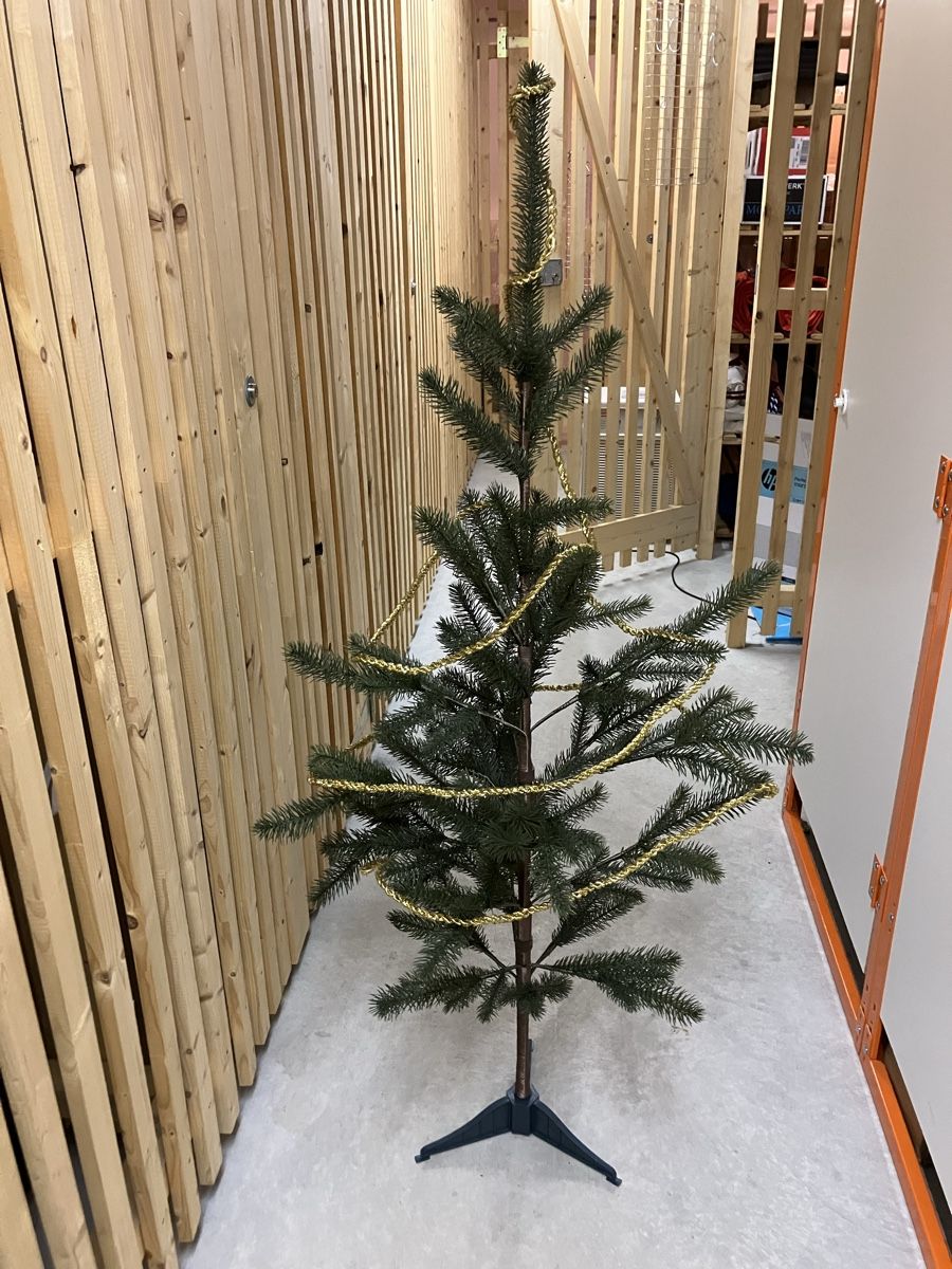 Ikea Winterfint knstlicher Weichnachtsbaum 150cm (Gebraucht) in Stfa fr  CHF 7.5  mit Lieferung auf Ricardo kaufen
