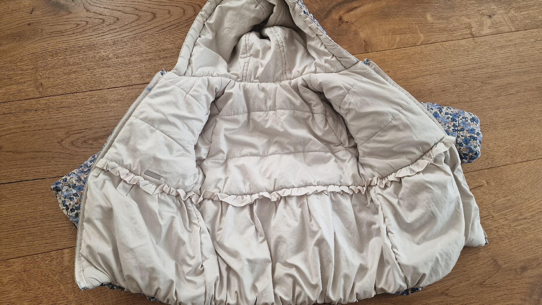 Mayoral Giacche & Cappotti: Winterjacke mit Blumenmuster von Mayoral – Usato da Bottighofen venduto da Luana1234. 2