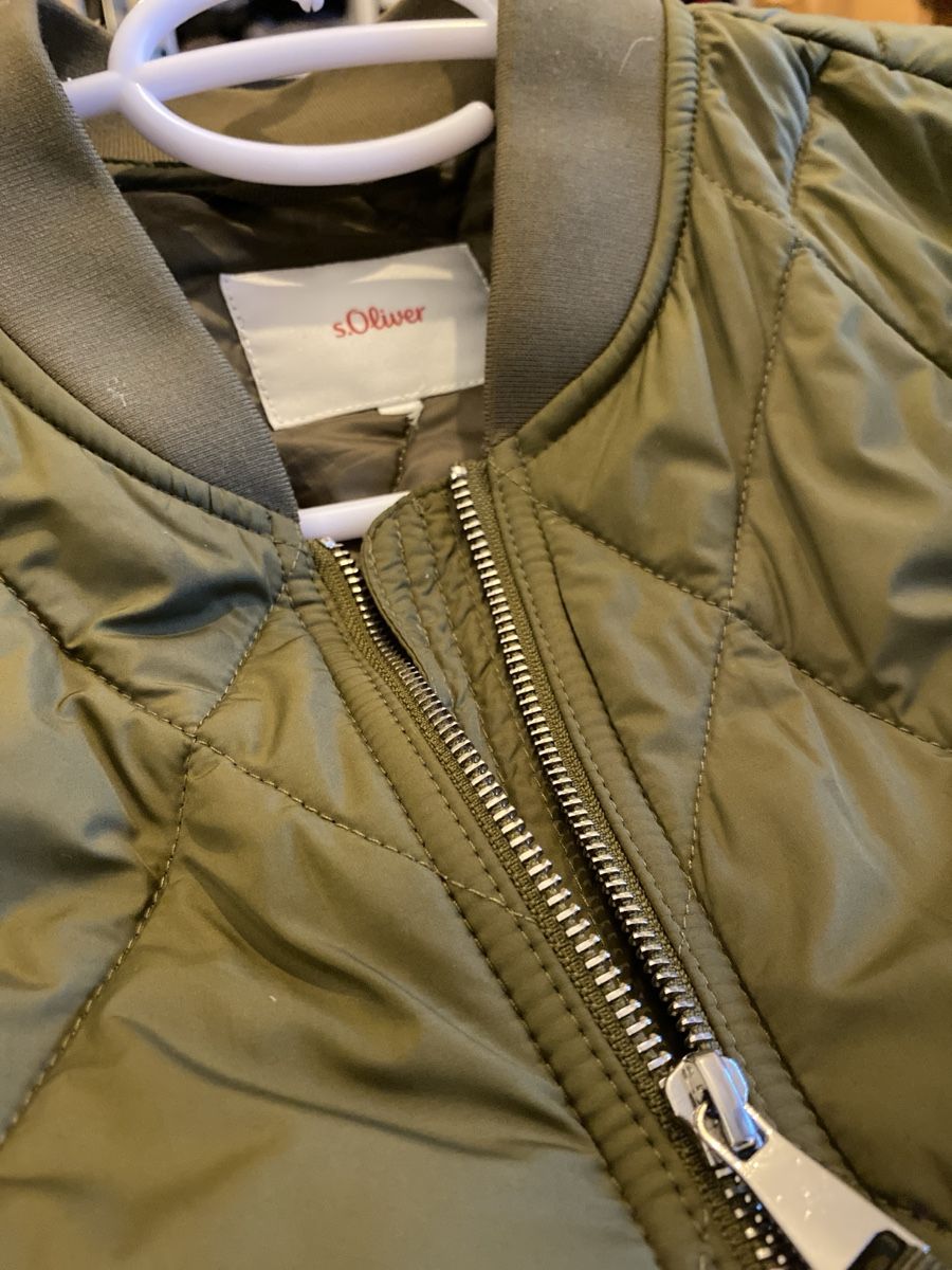 S.Oliver Jacken: Oliv-grüne Bomberjacke von s.Oliver RED LABEL – Gebraucht aus Zürich von sheijla 6