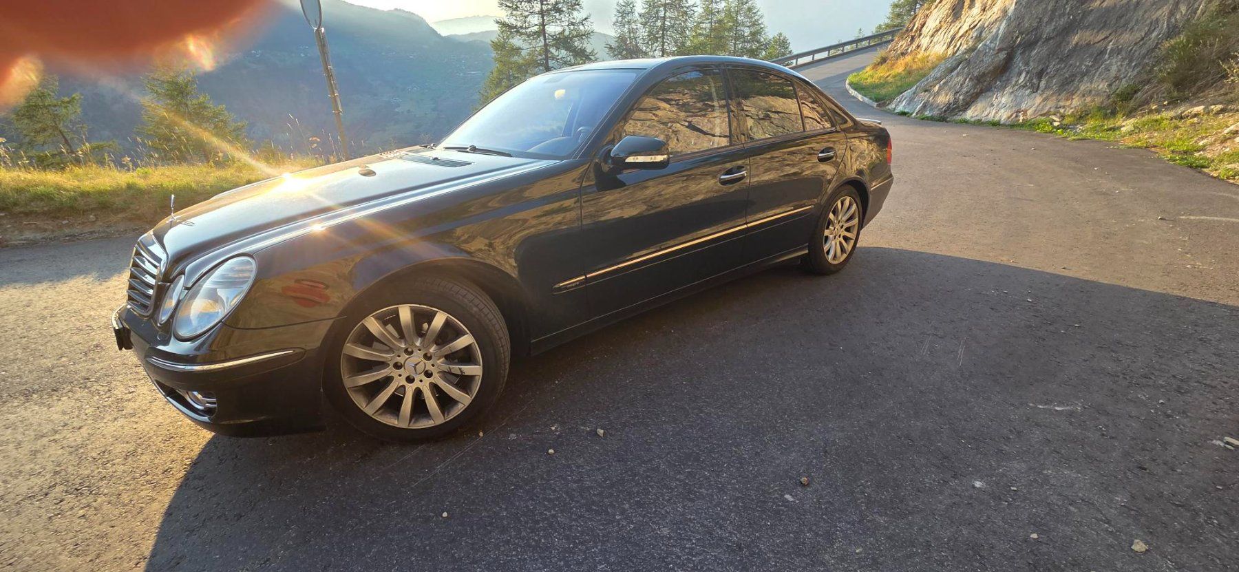 Mercedes-Benz Automobili: Mercedes Benz E 500 4Matic – Usato da Visperterminen venduto da Heida3 1