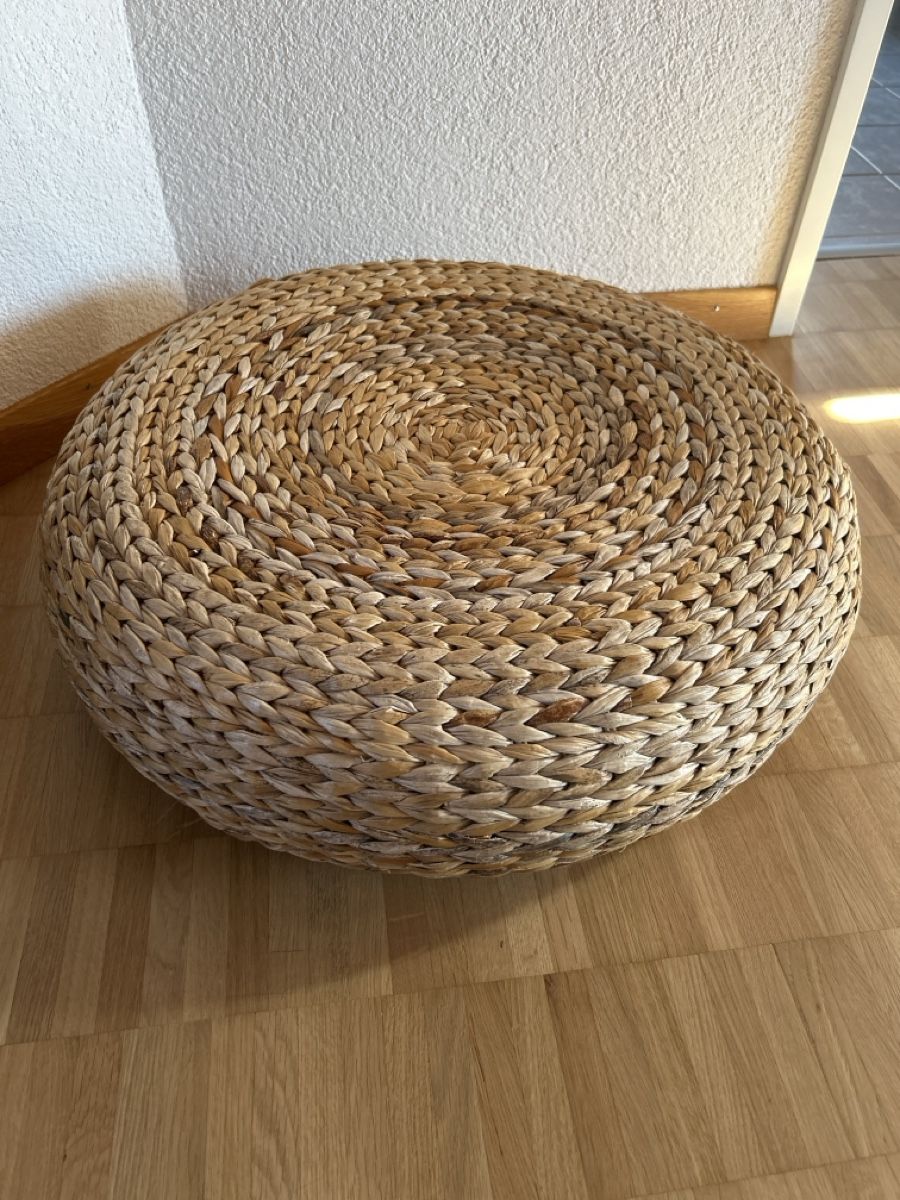 Ikea Sgabelli: Sitzhocker Alseda Ikea  – Usato da Maur venduto da Cambrino 1