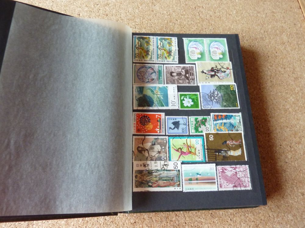 Grünes Minialbum Japan etc. 12 Seiten Voll Kaufen auf Ricardo