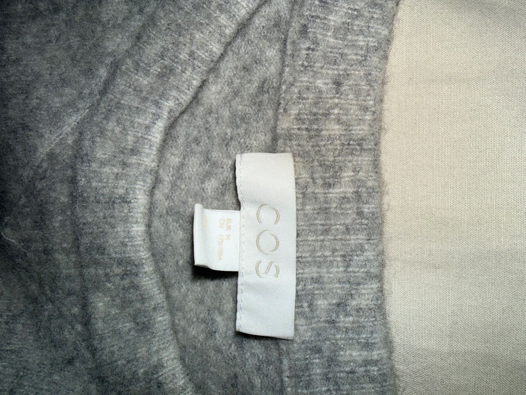Cos Maglioni & Felpe: COS Pullover – Usato da Eggersriet venduto da val_qvv2 3