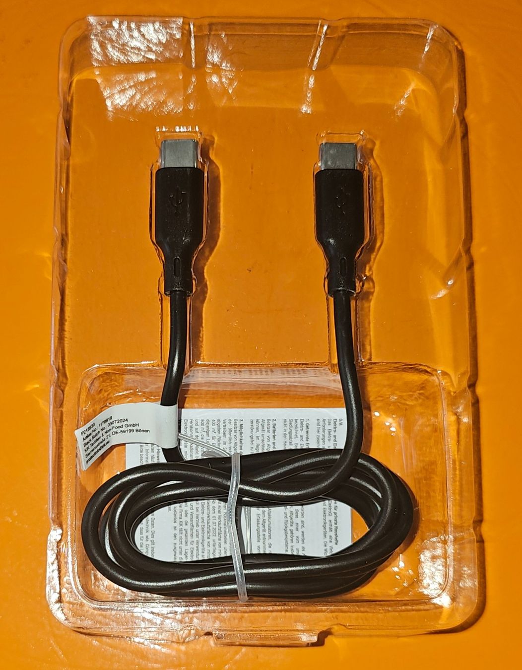 Câbles: Smartphons USB-C Lade und Datenkabel, 1m Lang – Neuf (Voir description) à Kreuzlingen par UAE 1