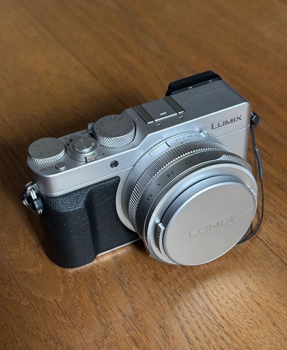 Panasonic Fotocamera: Panasonic Lumix LX100 silber MFT – Difettoso da Igis venduto da pra_7h5k 1